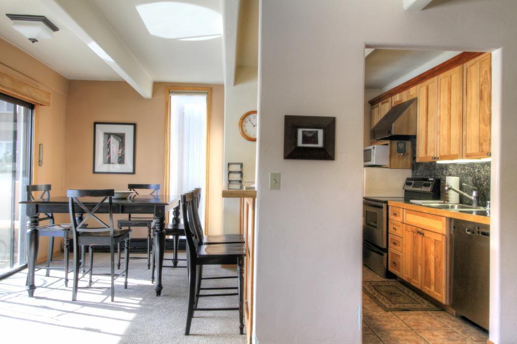 Destination Resorts Vail Room photo