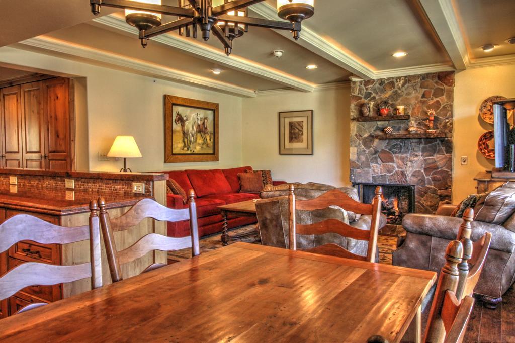 Destination Resorts Vail Room photo